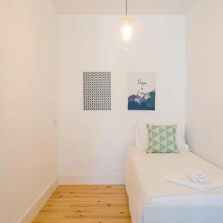 Διαμέρισμα Altido New And Trendy 2-bed Flat With Seaview In Lapa Lisboa