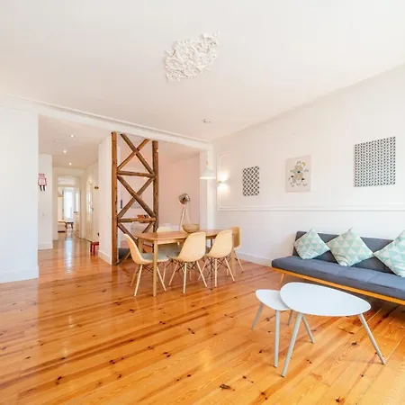 Guestready - Trendy 2-bed Flat W/ Seaview In Lapa Lissabon