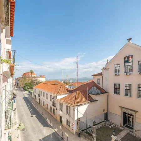 Apartamento Guestready - Trendy 2-bed Flat W/ Seaview In Lapa Lisboa