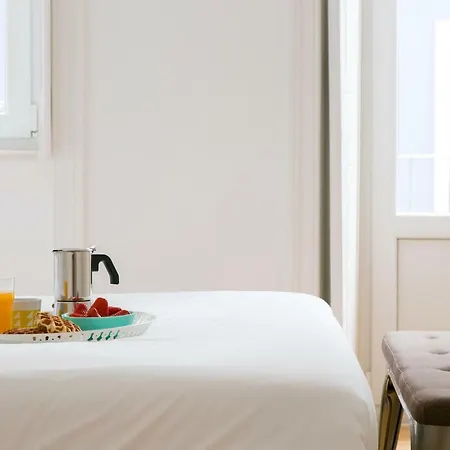 Altido New And Trendy 2-bed Flat With Seaview In Lapa Lisboa