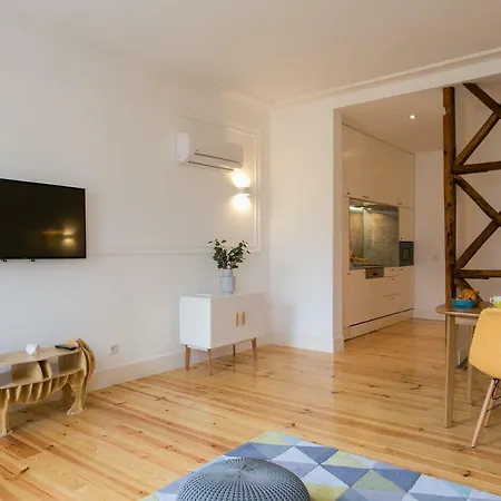 Altido New And Trendy 2-bed Flat With Seaview In Lapa Διαμέρισμα *
