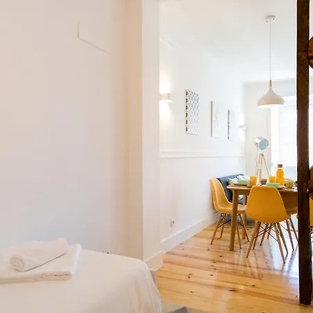 Altido New And Trendy 2-bed Flat With Seaview In Lapa * リスボン