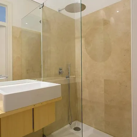 Guestready - Trendy 2-bed Flat W/ Seaview In Lapa Apartman Lisboa